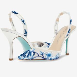 Betsy Johnson Patch slingbacks